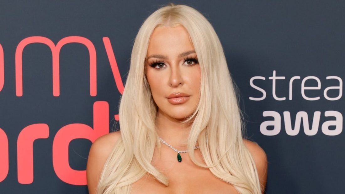 Tana Mongeau Bio: Age, Career, Her Life and Work Now