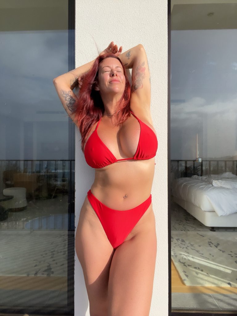 Alexis Fawx Milf Onlyfans in red bikini