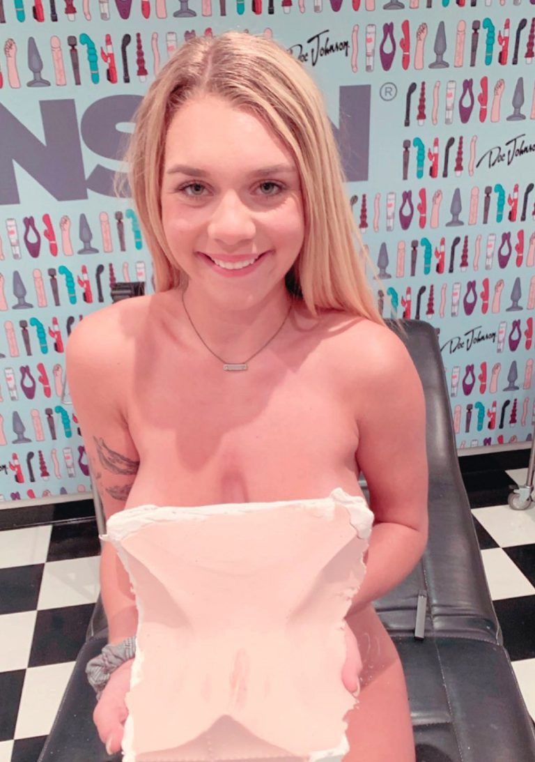 Gabbie Carter photo
